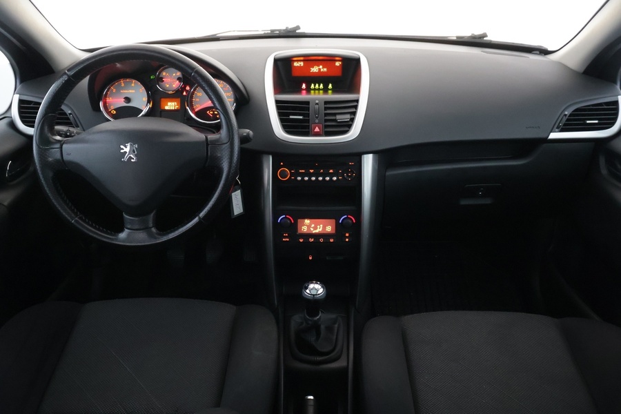 Peugeot 207 vaihtoauto