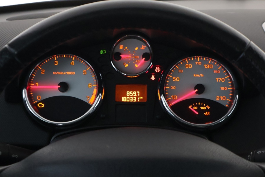 Peugeot 207 vaihtoauto