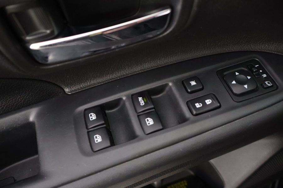 Mitsubishi Outlander vaihtoauto