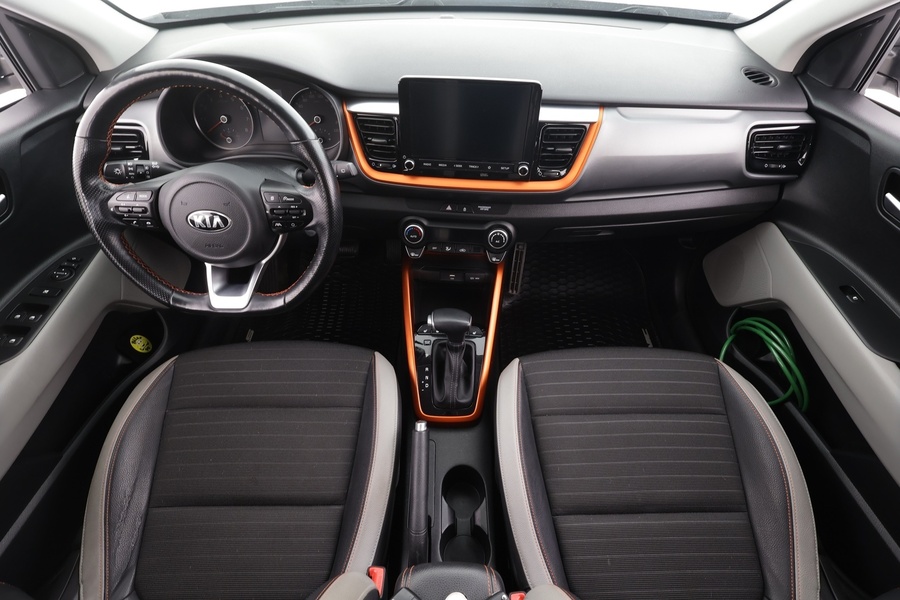 Kia Stonic vaihtoauto