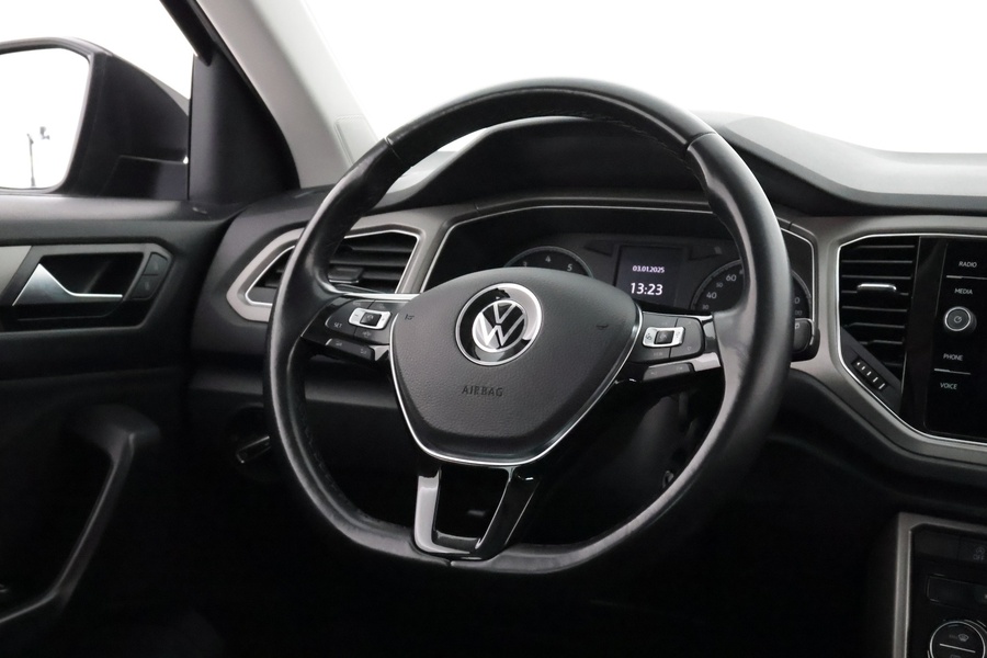 Volkswagen T-Roc vaihtoauto