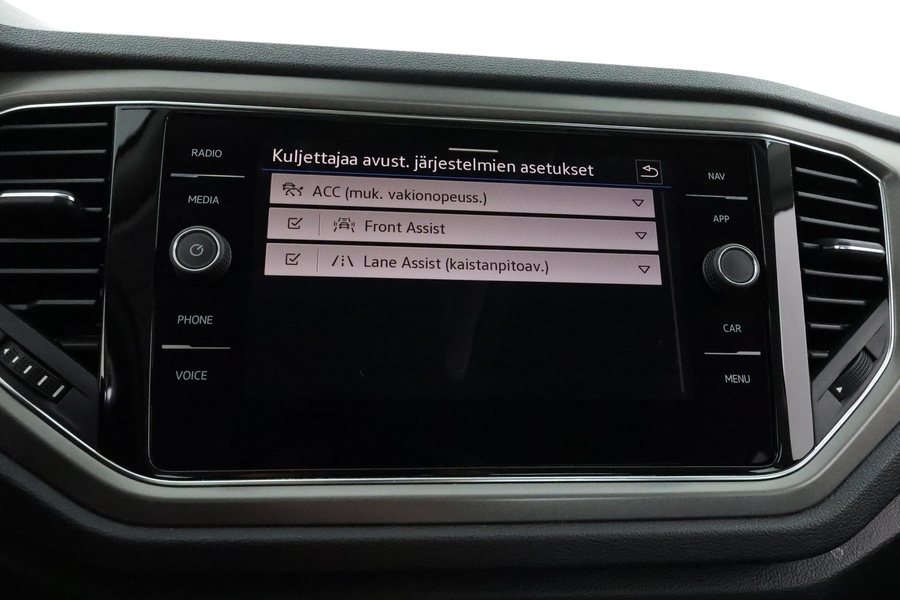 Volkswagen T-Roc vaihtoauto