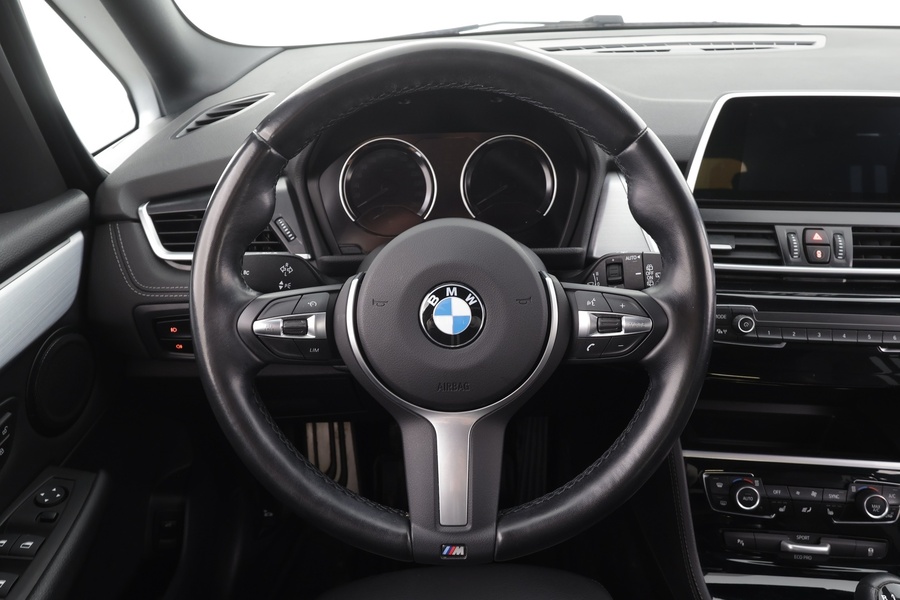BMW 216 vaihtoauto
