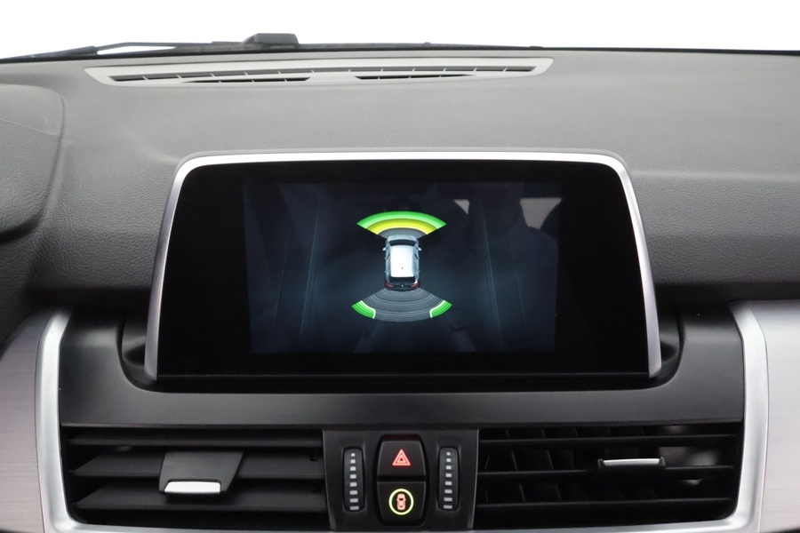 BMW 216 vaihtoauto