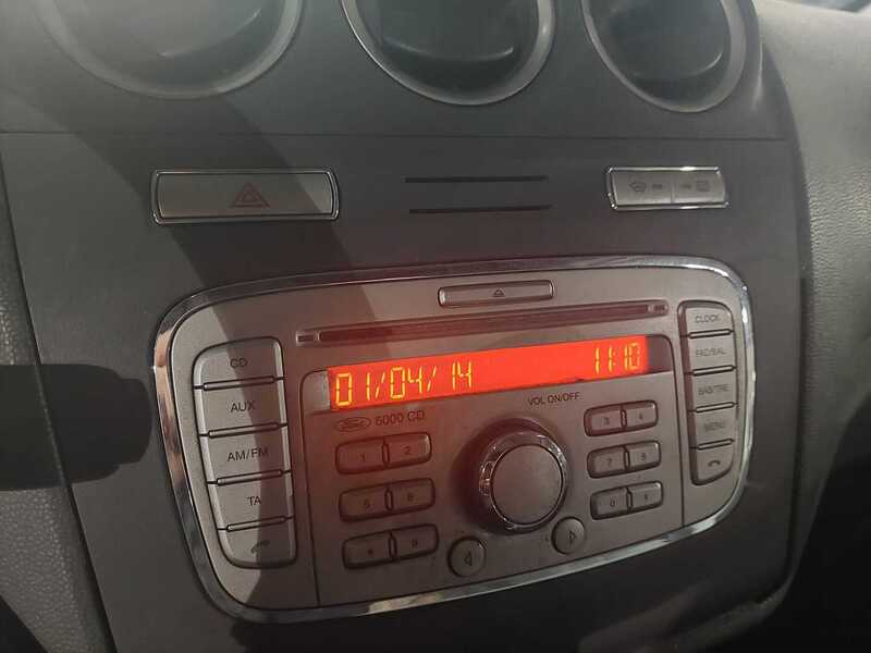 Ford Transit Connect vaihtoauto