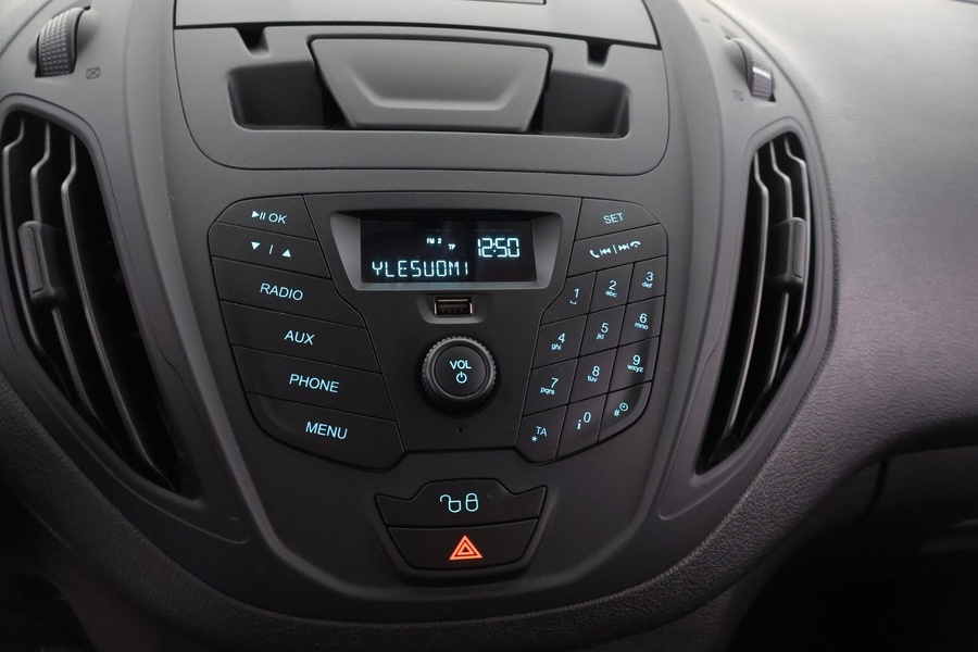 Ford Transit Courier vaihtoauto