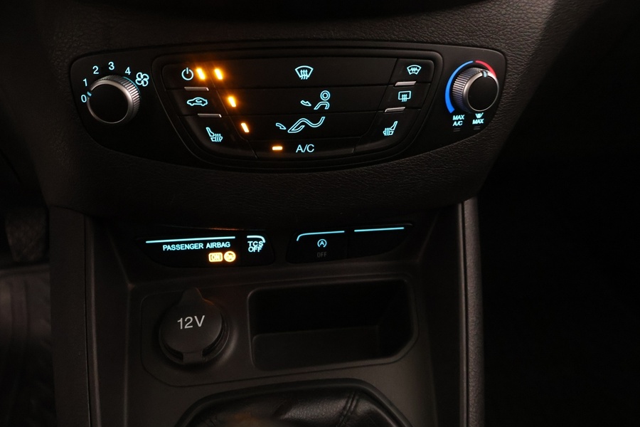 Ford Transit Courier vaihtoauto