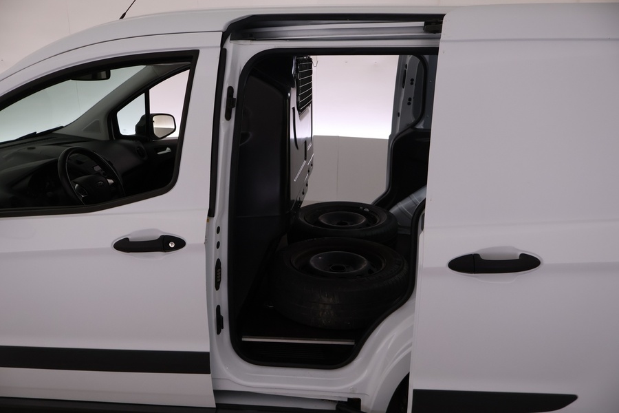 Ford Transit Courier vaihtoauto