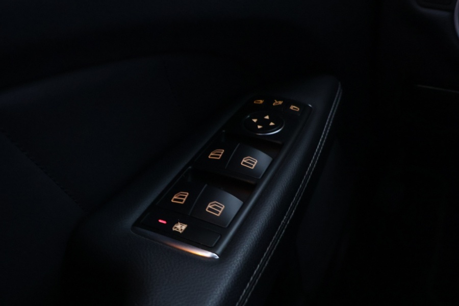 Mercedes-Benz CLS vaihtoauto