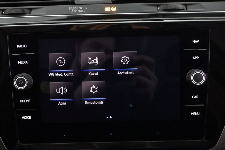 Volkswagen Touran vaihtoauto