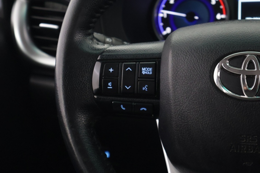 Toyota Hilux vaihtoauto