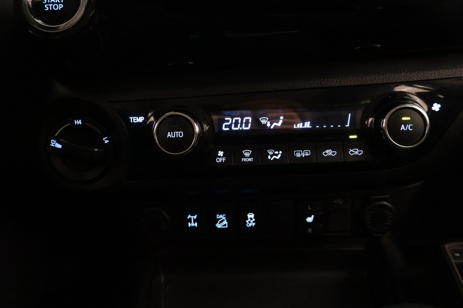 Toyota Hilux vaihtoauto