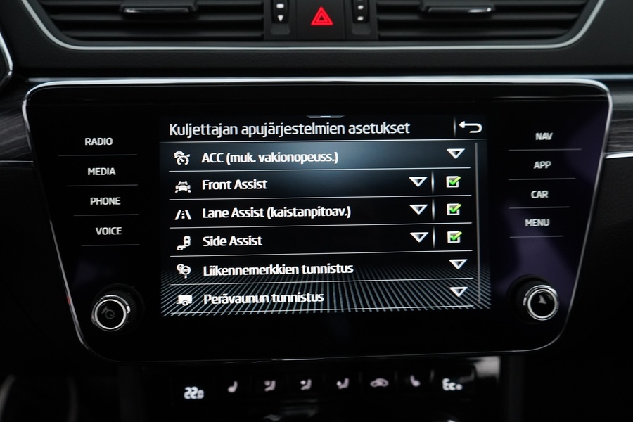 Skoda Superb vaihtoauto