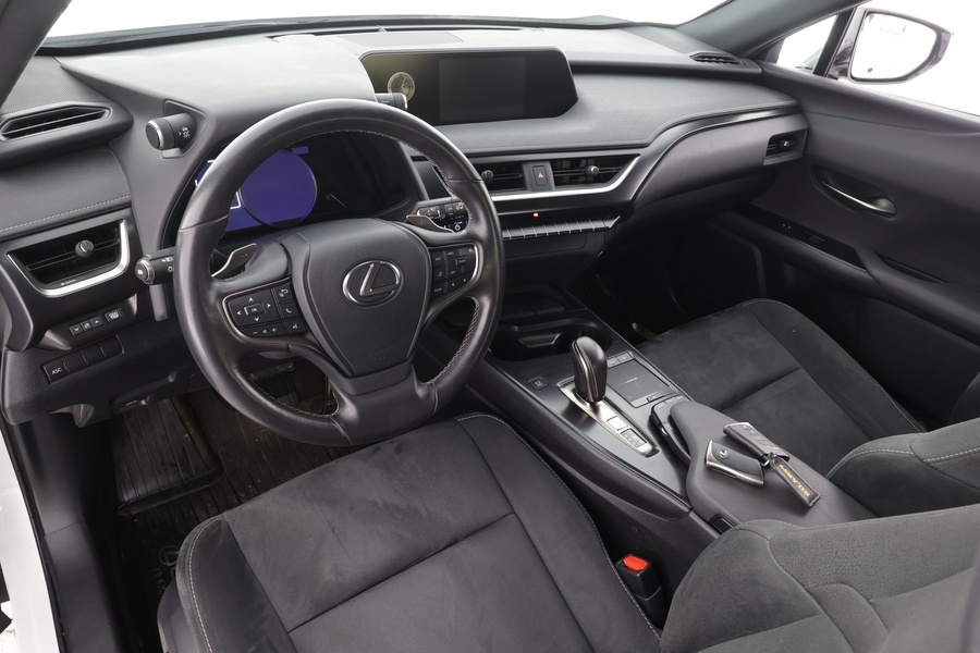 Lexus UX vaihtoauto