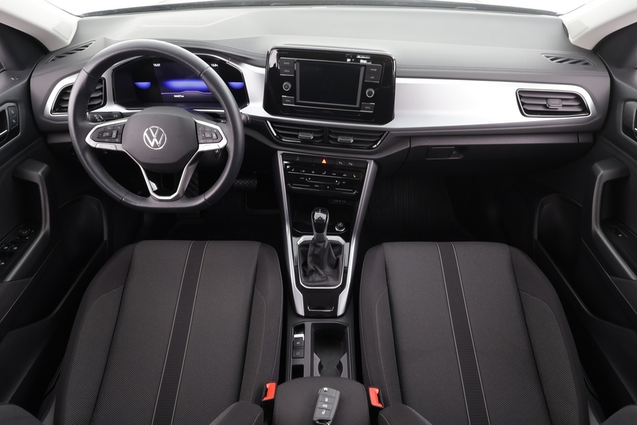 Volkswagen T-Roc vaihtoauto