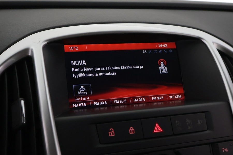 Opel Astra vaihtoauto