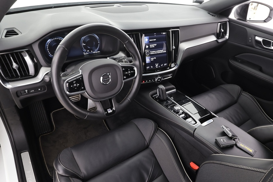 Volvo V60 vaihtoauto