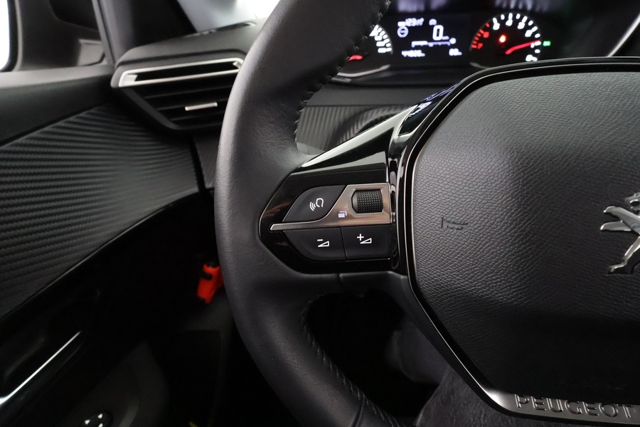 Peugeot 208 vaihtoauto