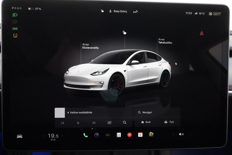 Tesla Model 3 vaihtoauto