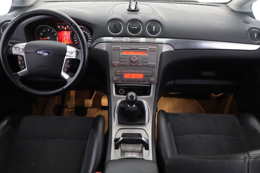 Ford S-MAX vaihtoauto