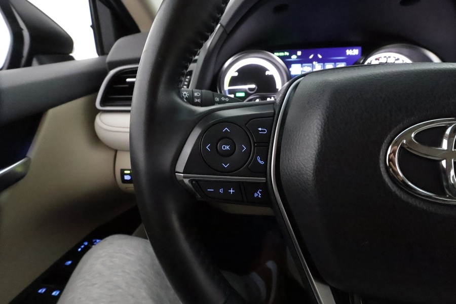 Toyota Camry vaihtoauto