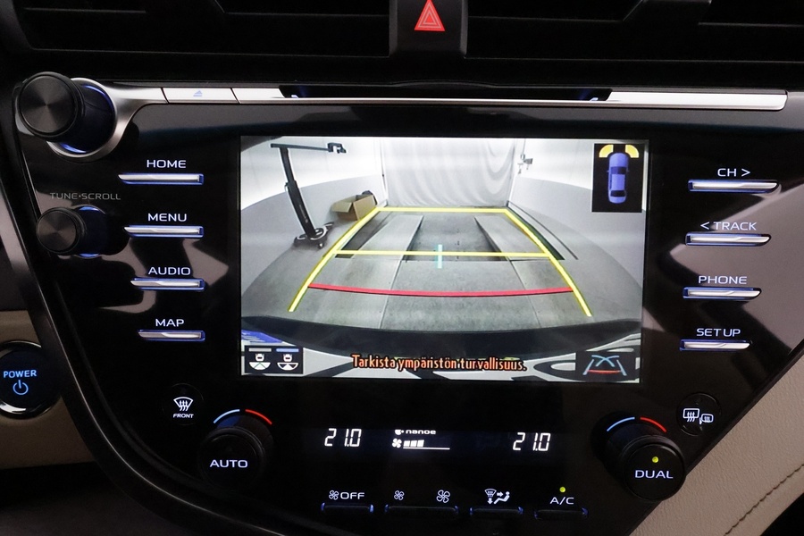 Toyota Camry vaihtoauto