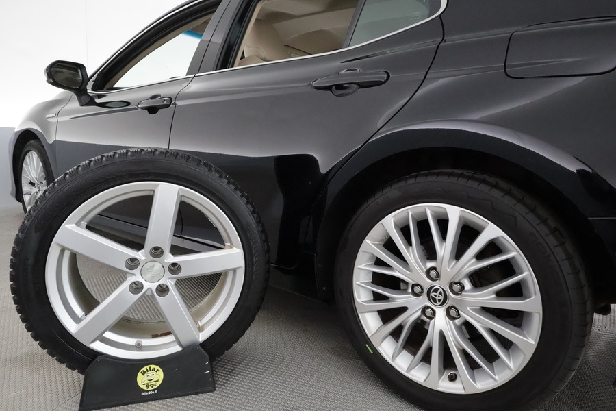 Toyota Camry vaihtoauto