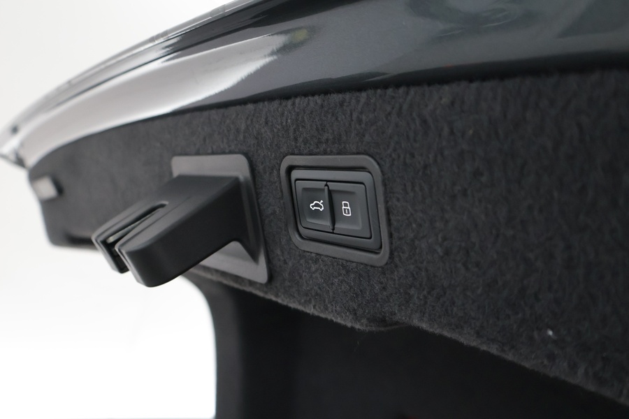Audi A8 vaihtoauto