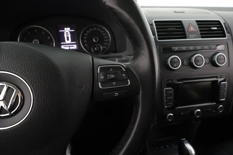 Volkswagen Touran vaihtoauto