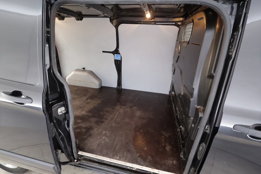 Ford Transit Custom vaihtoauto