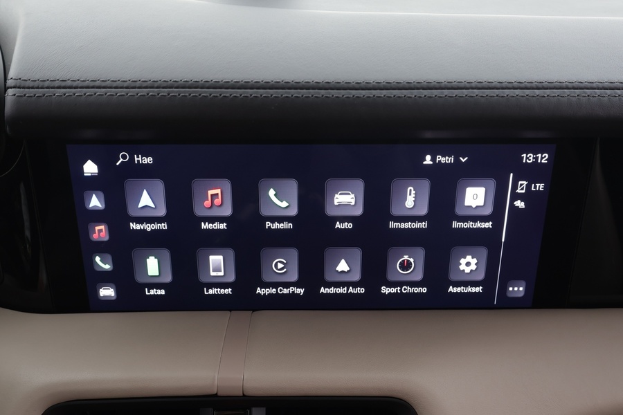 Porsche Taycan vaihtoauto