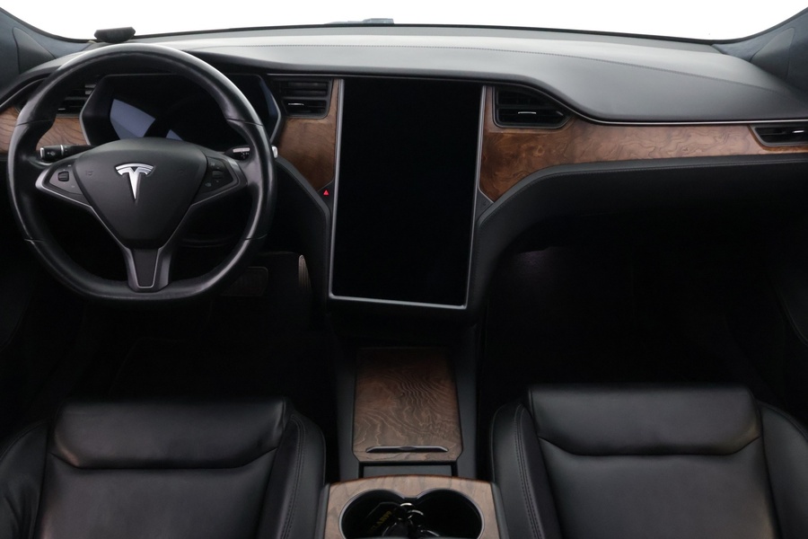 Tesla Model S vaihtoauto