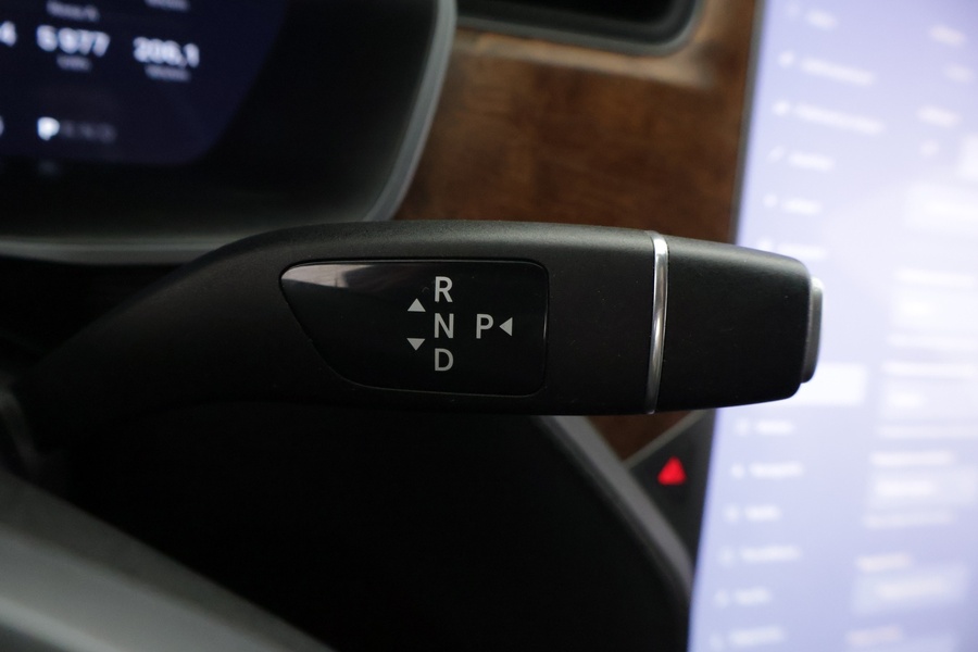 Tesla Model S vaihtoauto