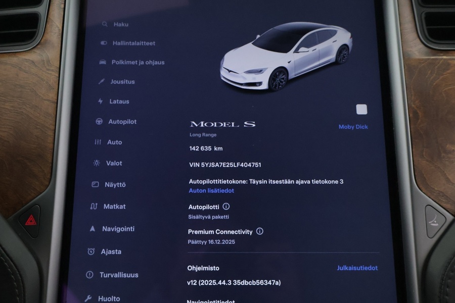 Tesla Model S vaihtoauto