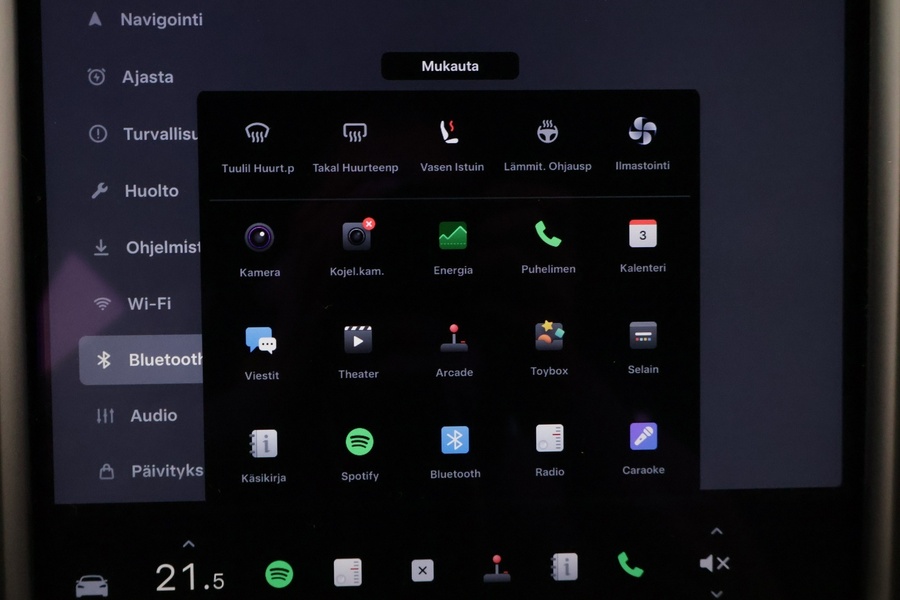 Tesla Model S vaihtoauto