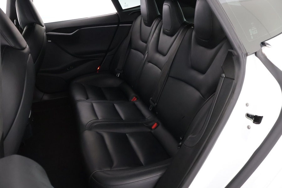 Tesla Model S vaihtoauto