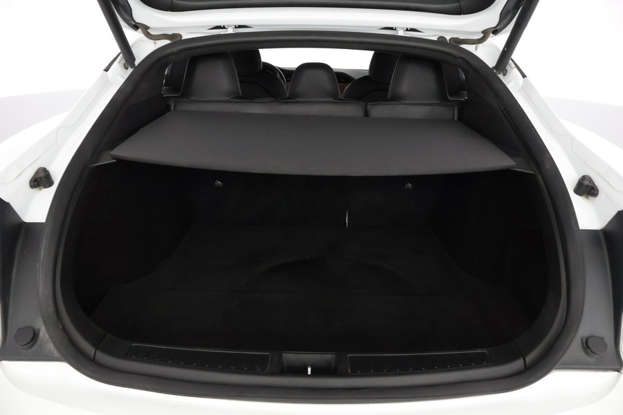 Tesla Model S vaihtoauto