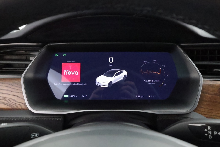 Tesla Model S vaihtoauto