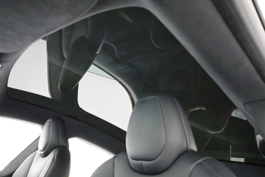 Tesla Model S vaihtoauto