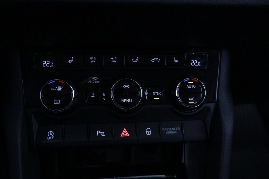 Skoda Karoq vaihtoauto