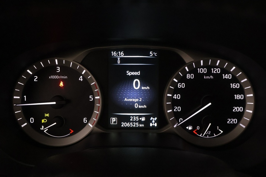 Nissan Navara vaihtoauto