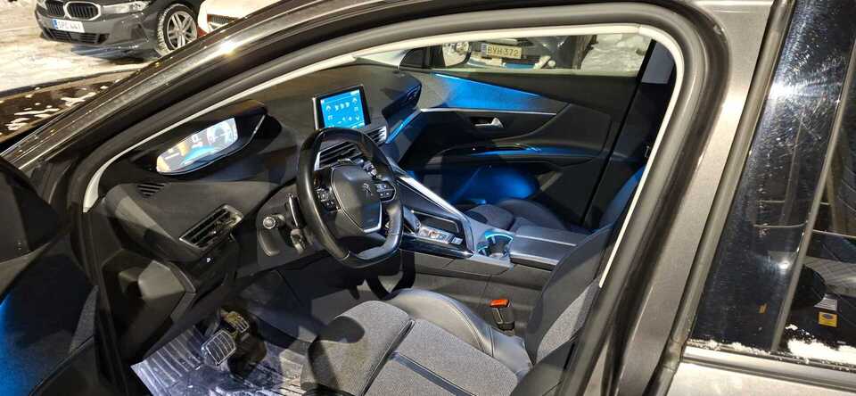 Peugeot 5008 vaihtoauto