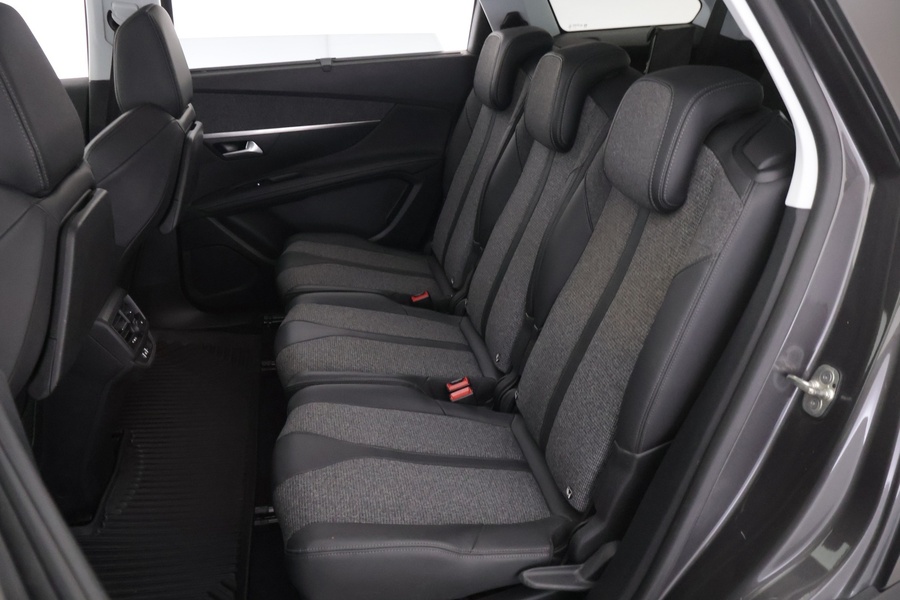 Peugeot 5008 vaihtoauto