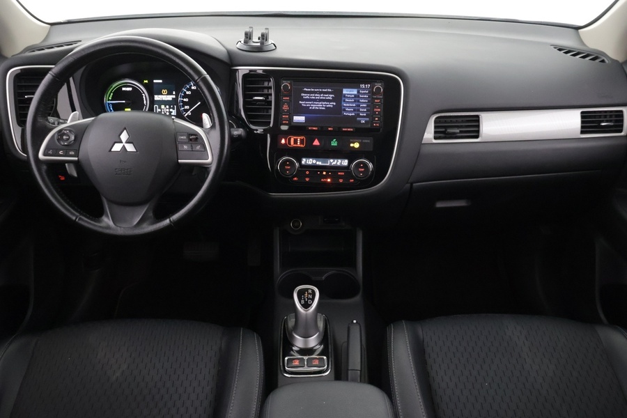 Mitsubishi Outlander PHEV vaihtoauto