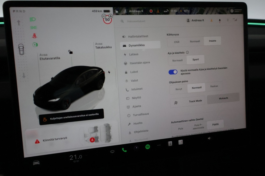 Tesla Model 3 vaihtoauto
