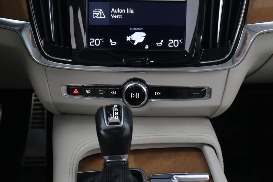 Volvo S90 vaihtoauto