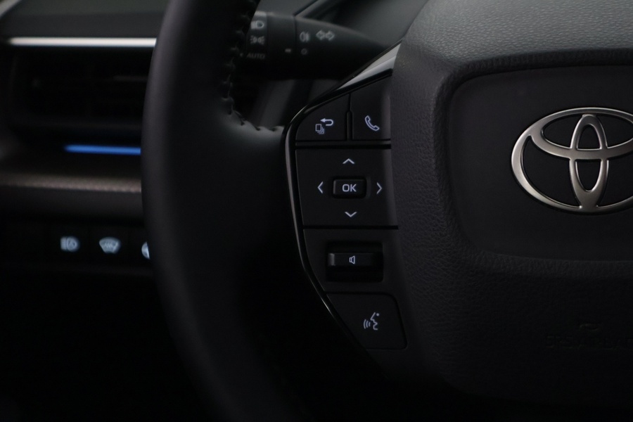 Toyota Prius Plug-in vaihtoauto