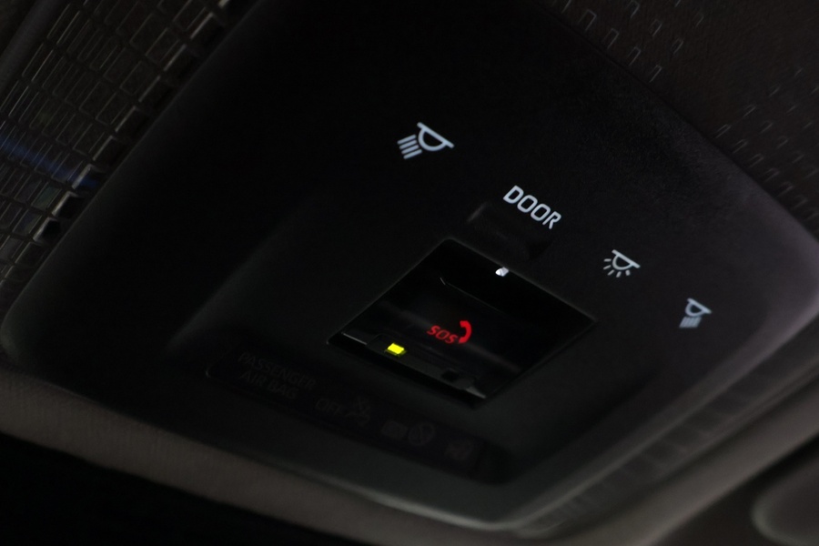 Toyota Prius Plug-in vaihtoauto