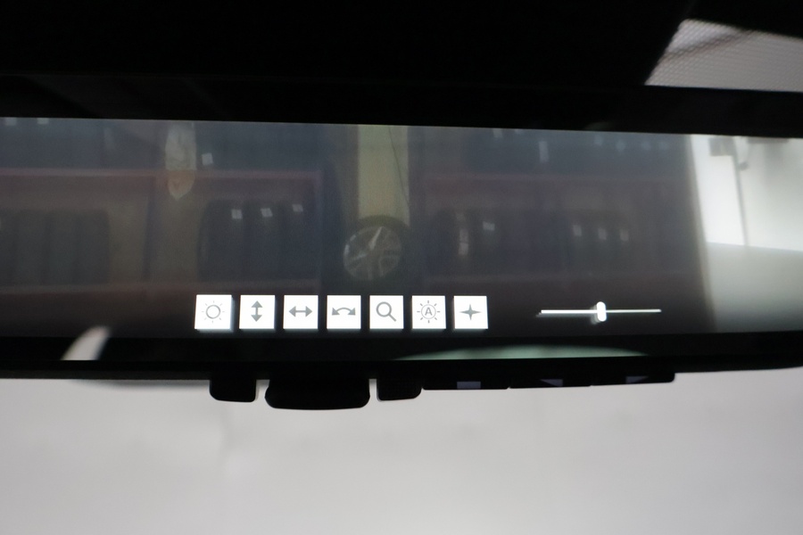 Toyota Prius Plug-in vaihtoauto