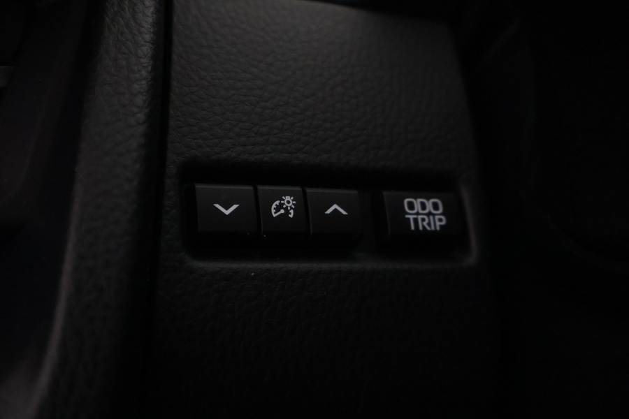 Toyota Prius Plug-in vaihtoauto